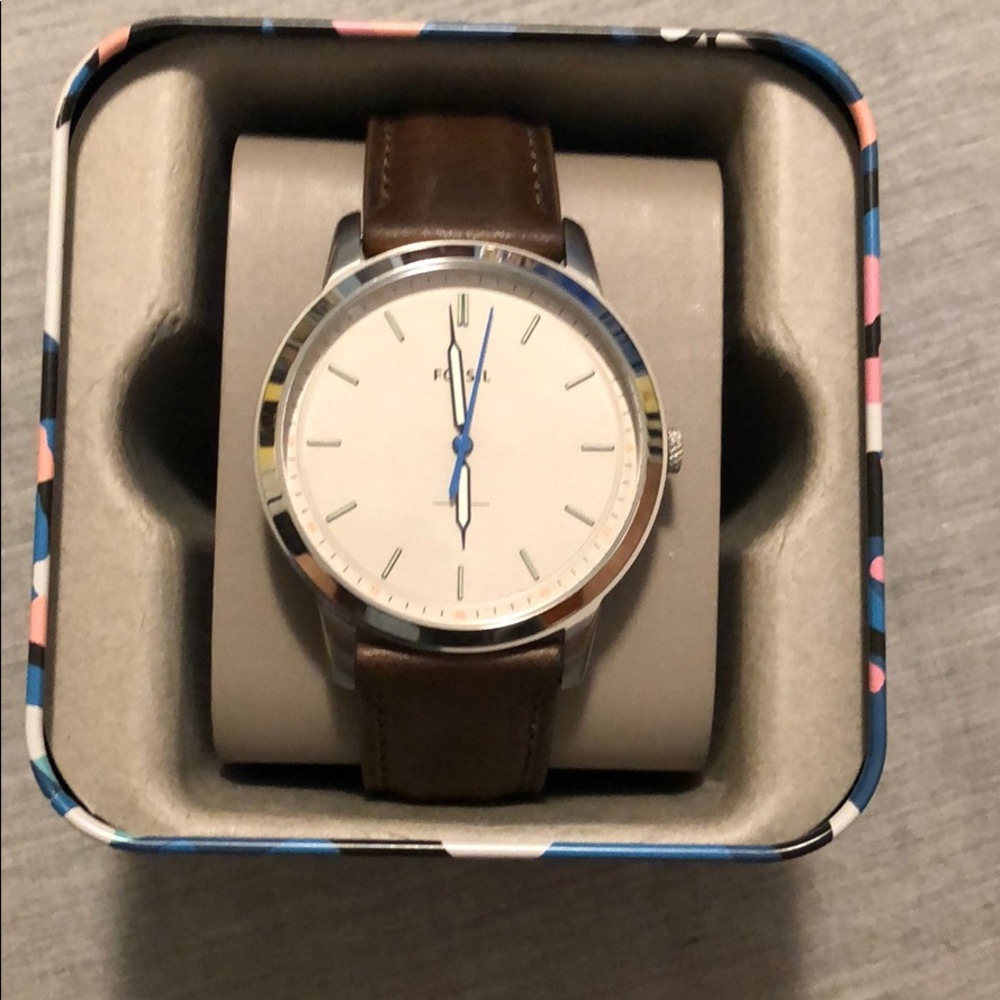 Fossil all stainless steel watch, with metal box